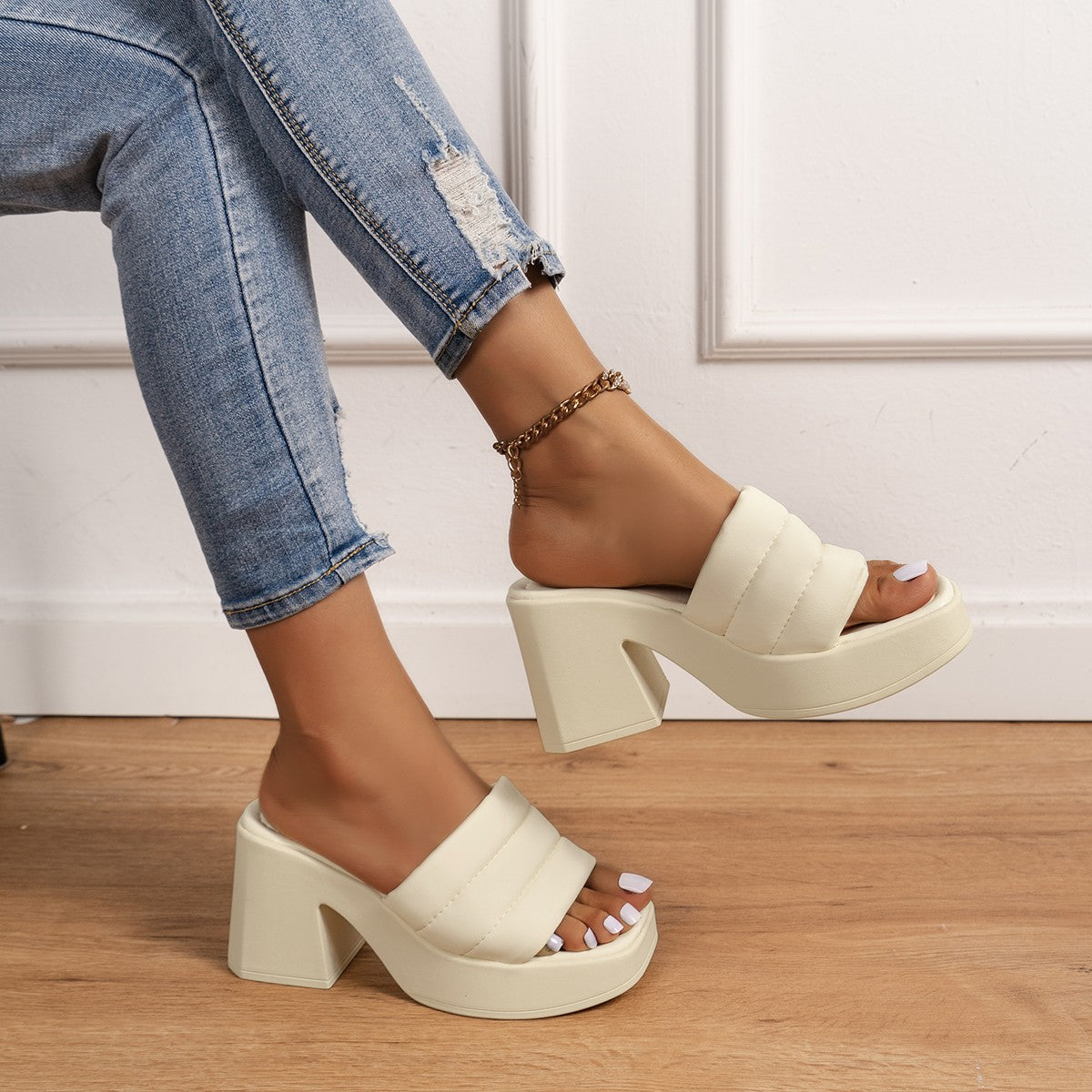 Wunderschön gefertigte Orthopädische Sandalen