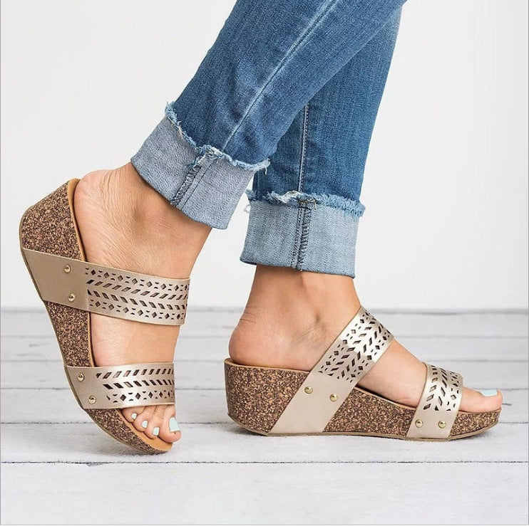 Anmutige Orthopädische Sandalen für modernen Look