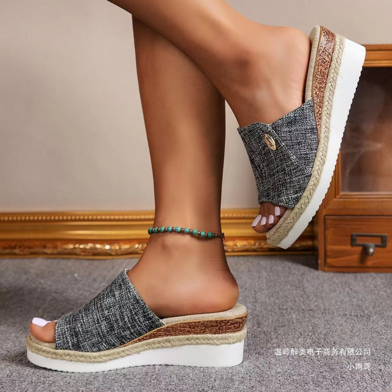 Klassische Orthopädische Sandalen mit zeitlosem Stil