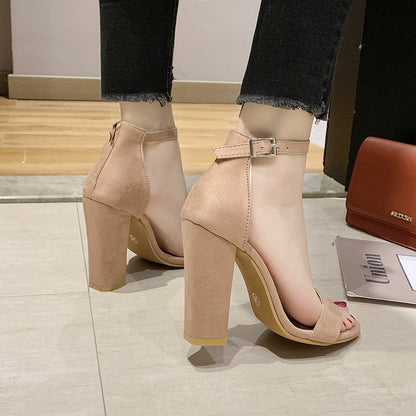 Elegante Orthopädische Sandalen für jeden Schritt