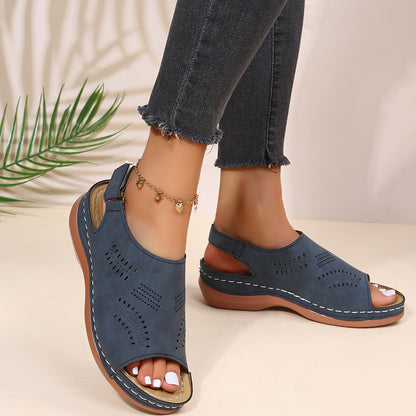 Klassische Orthopädische Sandalen mit zeitlosem Stil