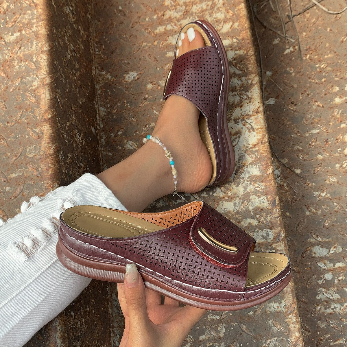 Klassische Orthopädische Sandalen mit zeitlosem Stil