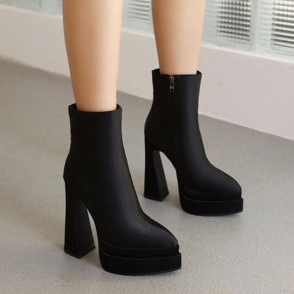 Schicke Orthopädische Stiefel mit einzigartigem Design
