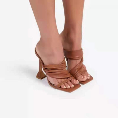 Wunderschön gefertigte Orthopädische Sandalen