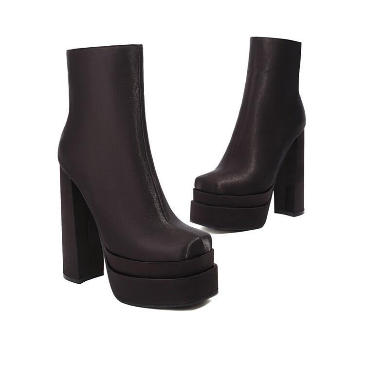 Elegante Orthopädische Stiefel für jeden Schritt