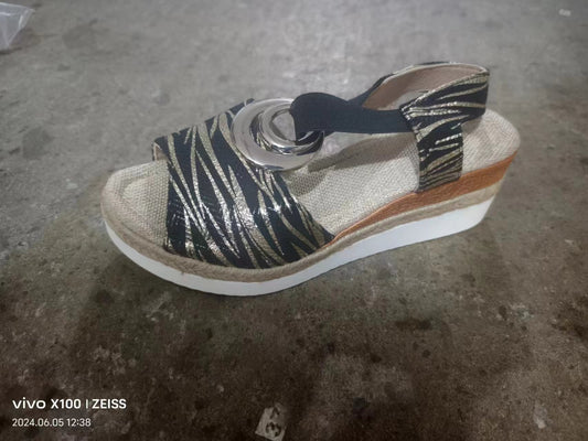 Vintage inspirierte Orthopädische Sandalen