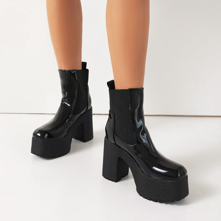 Klassische Orthopädische Stiefel mit zeitlosem Stil