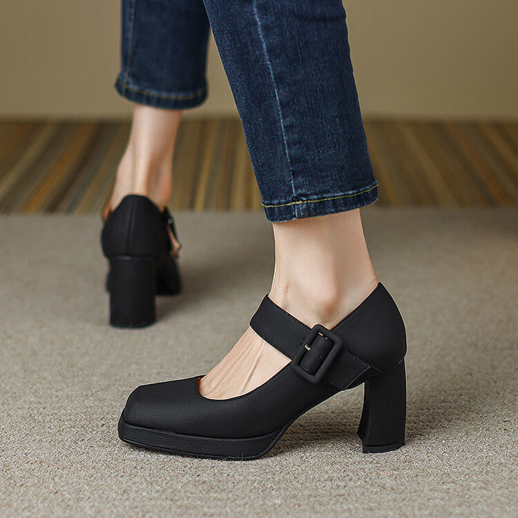 Klassische Orthopädische Schuhe mit zeitlosem Stil