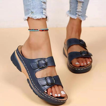 Anmutige Orthopädische Sandalen für modernen Look