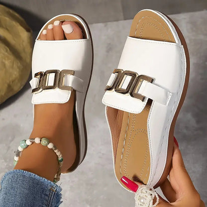 Anmutige Orthopädische Sandalen für modernen Look