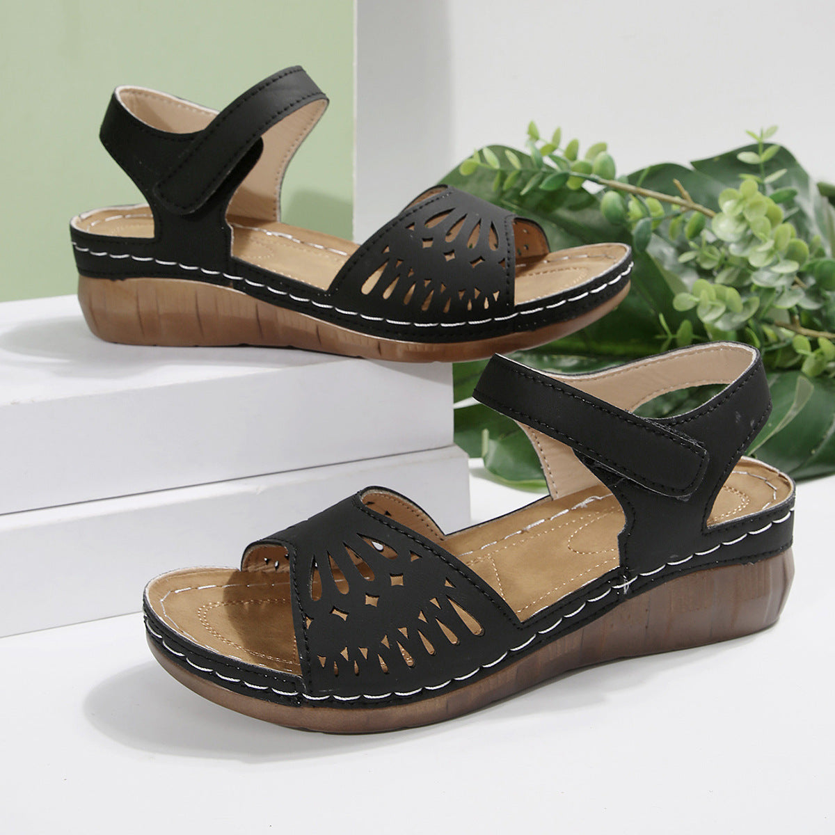 Schicke Orthopädische Sandalen mit einzigartigem Design