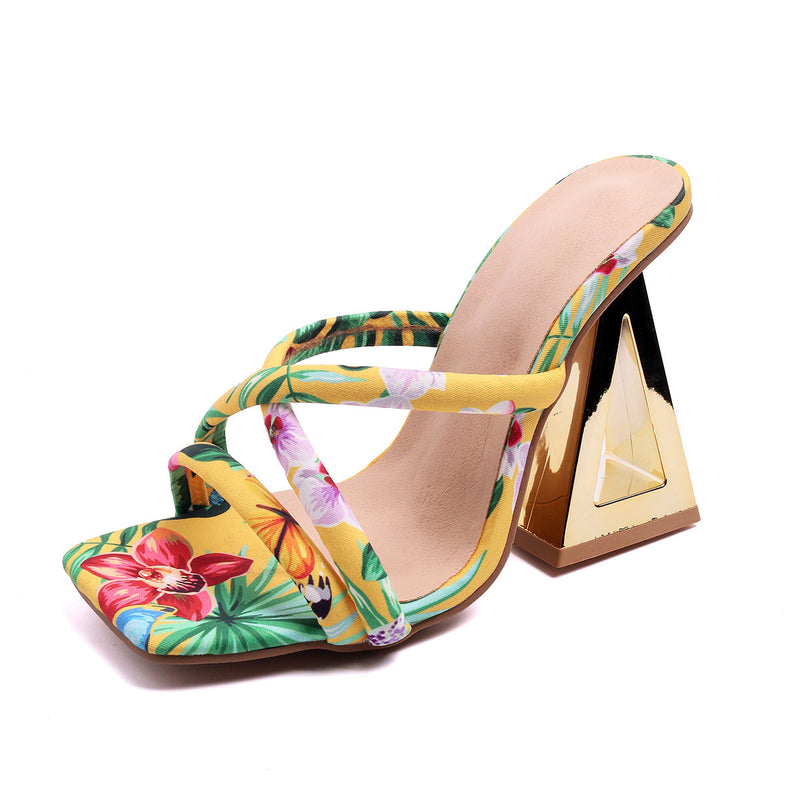 Schicke Orthopädische Sandalen mit einzigartigem Design