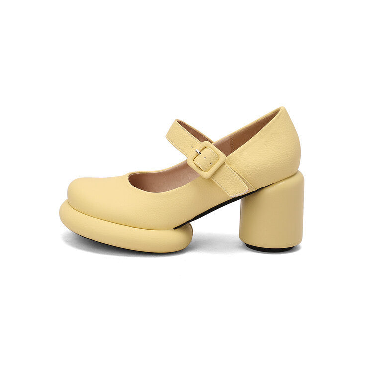 Klassische Orthopädische Schuhe mit zeitlosem Stil