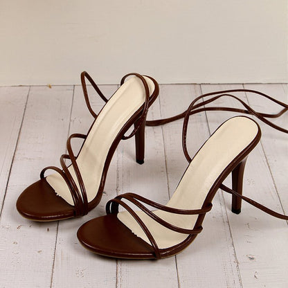 Anmutige Orthopädische Sandalen für modernen Look