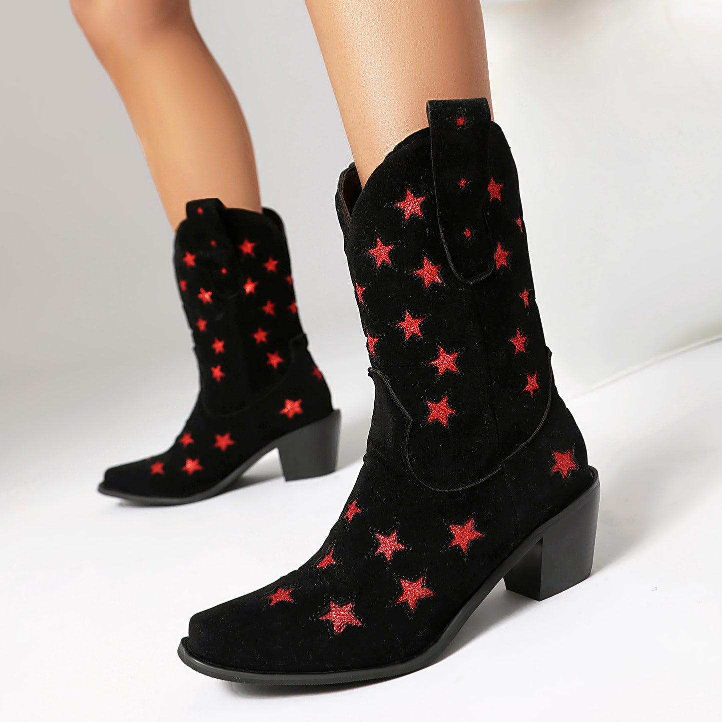 Schicke Orthopädische Stiefel mit einzigartigem Design