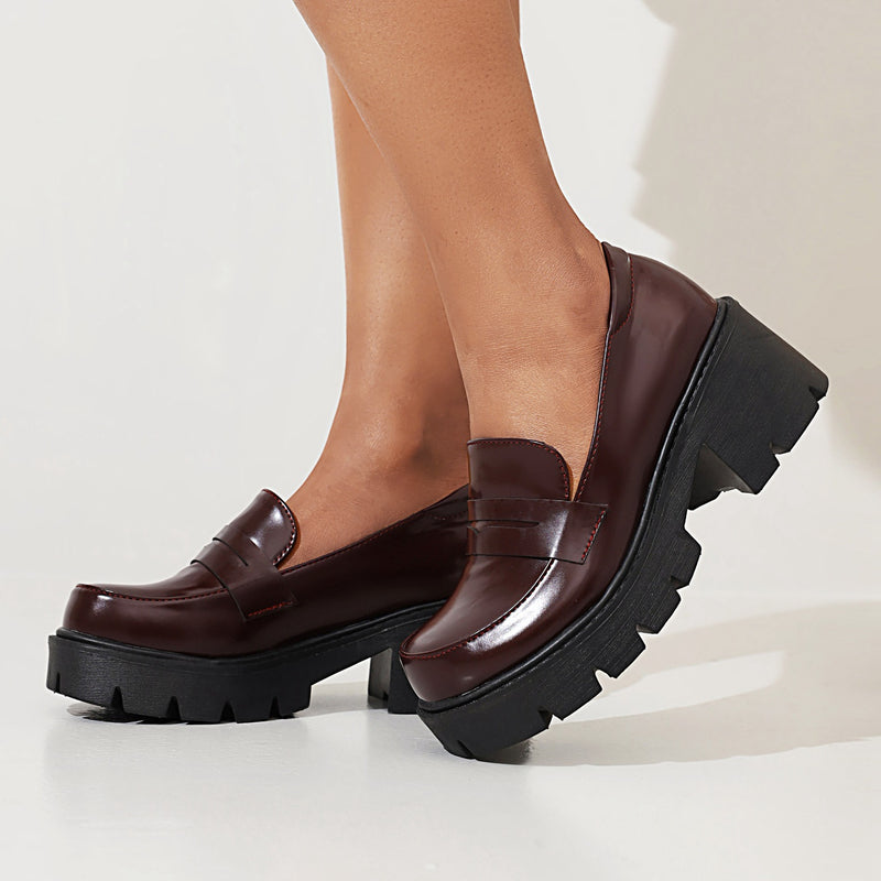 Stilvolle Orthopädische Schuhe für jeden Anlass
