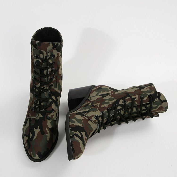 Klassische Orthopädische Stiefel mit zeitlosem Stil
