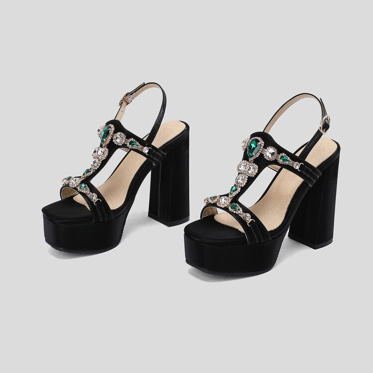 Klassische Orthopädische Sandalen mit zeitlosem Stil