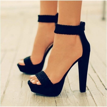 Wunderschön gefertigte Orthopädische Sandalen