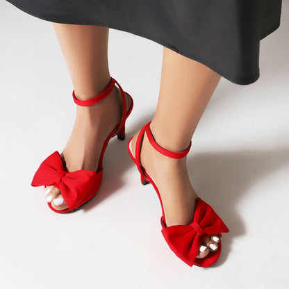 Klassische Orthopädische Sandalen mit zeitlosem Stil