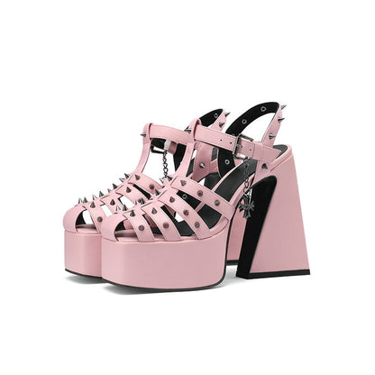Anmutige Orthopädische Sandalen für modernen Look
