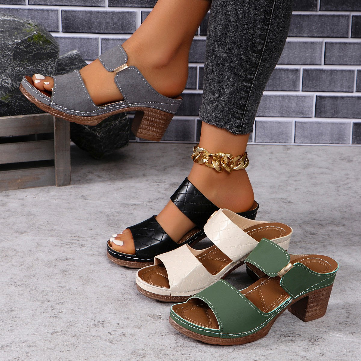 Schicke Orthopädische Sandalen mit einzigartigem Design