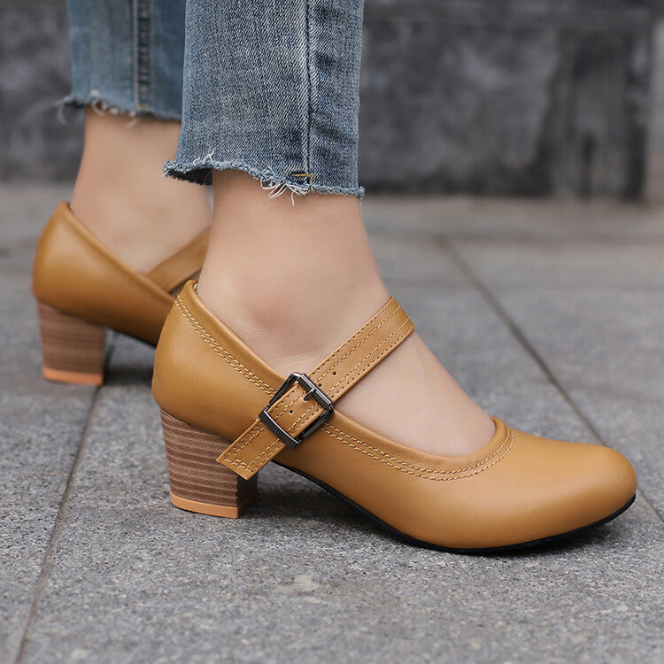 Klassische Orthopädische Schuhe mit zeitlosem Stil