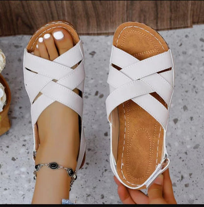 Klassische Orthopädische Sandalen mit zeitlosem Stil