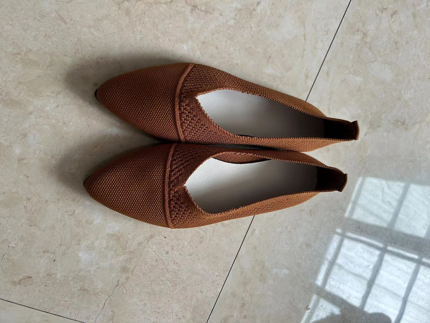 Schicke Orthopädische Schuhe mit einzigartigem Design