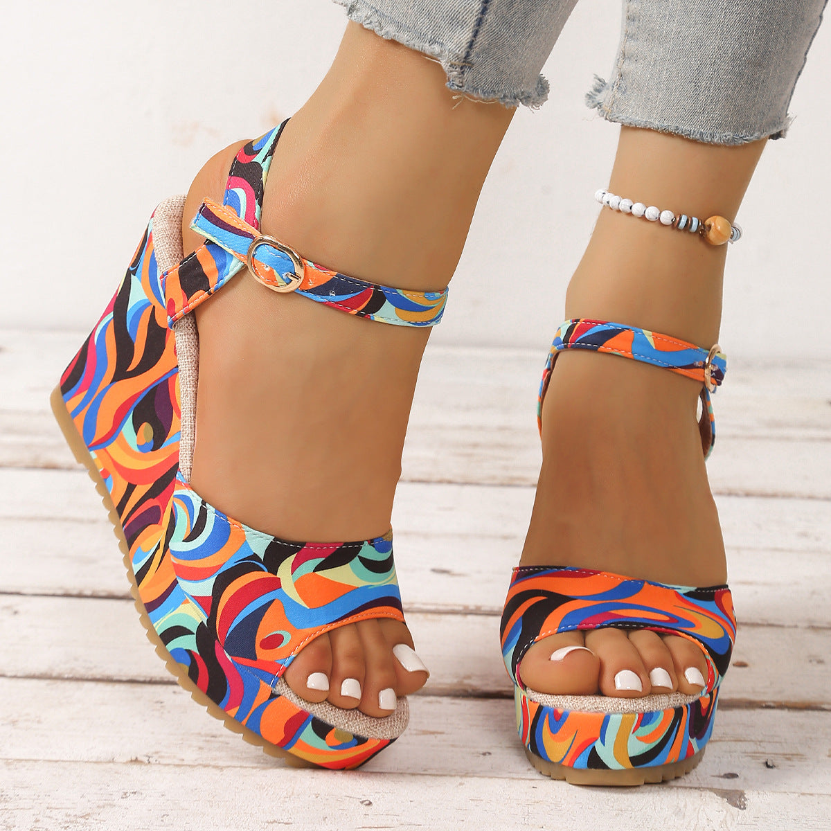 Anmutige Orthopädische Sandalen für modernen Look