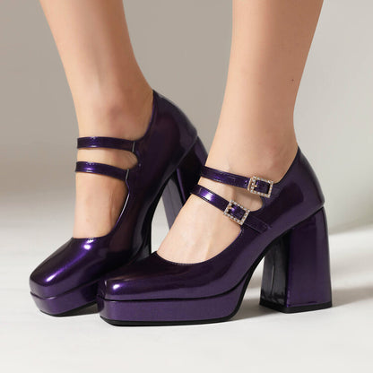 Klassische Orthopädische Schuhe mit zeitlosem Stil