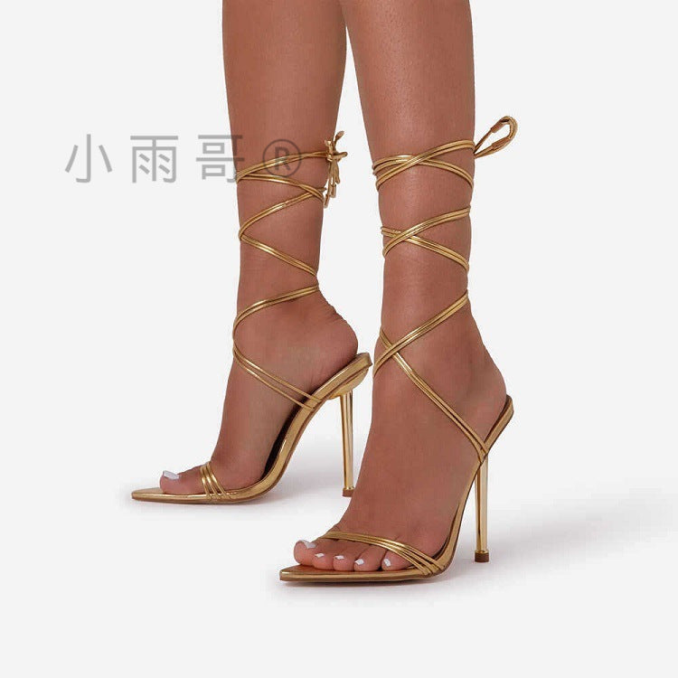 Anmutige Orthopädische Sandalen für modernen Look