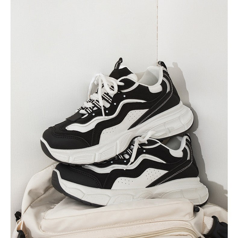 Klassische Orthopädische Schuhe mit zeitlosem Stil
