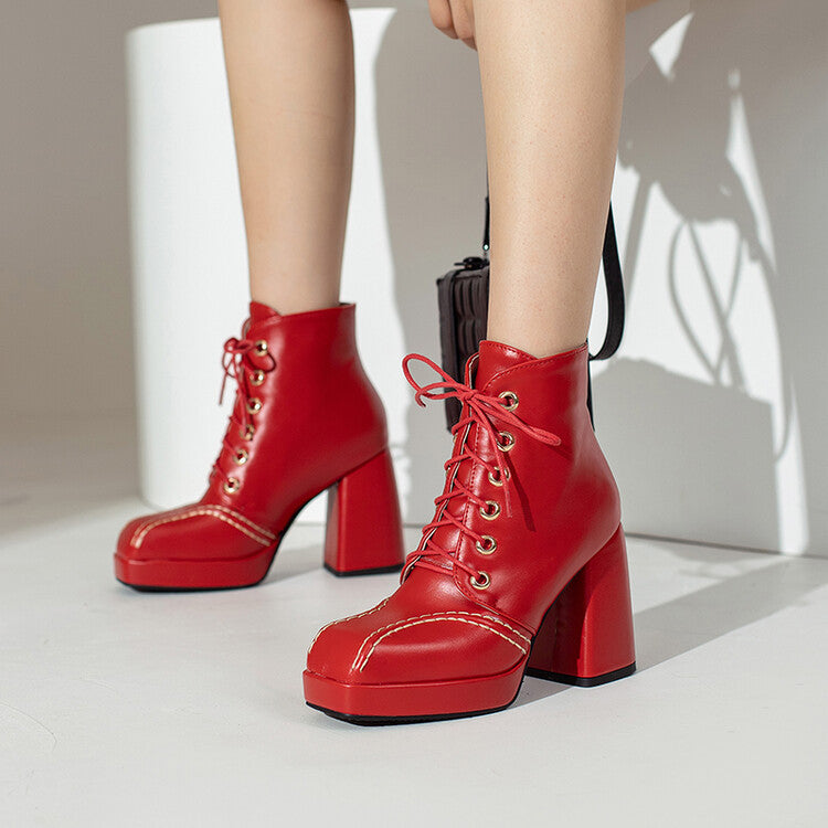 Klassische Orthopädische Stiefel mit zeitlosem Stil