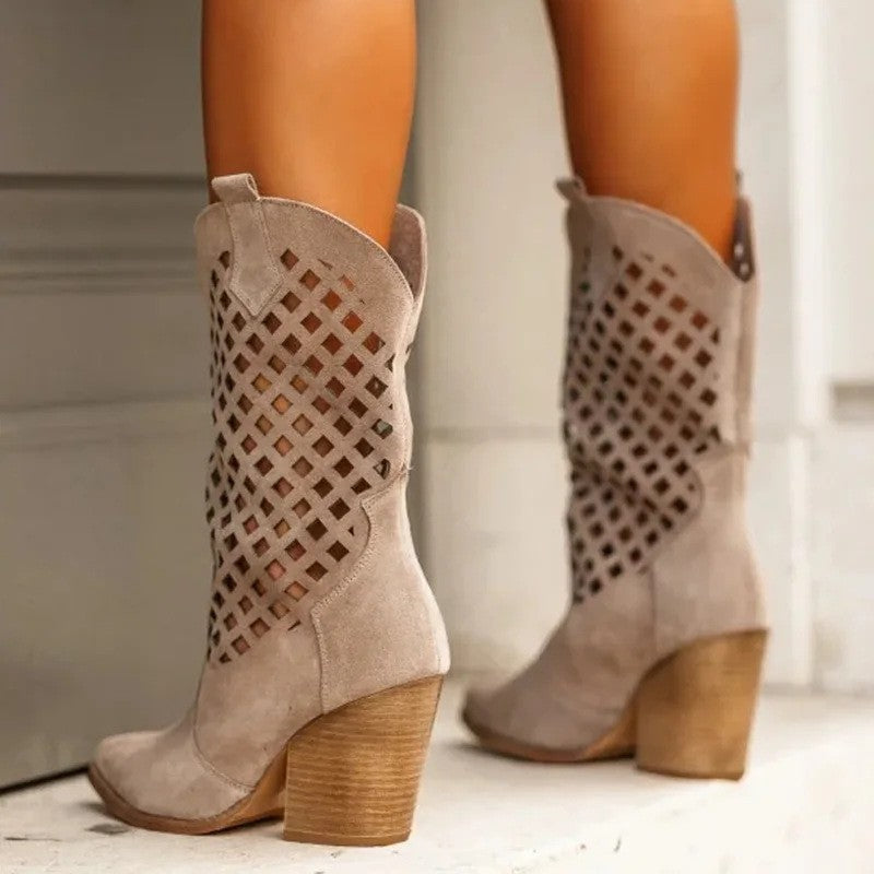 Schicke orthopädische Stiefel mit einzigartigem Design