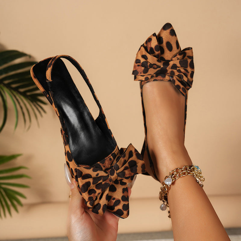 Klassische Orthopädische Sandalen mit zeitlosem Stil