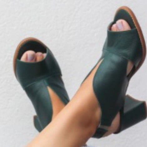 Anmutige Orthopädische Sandalen für modernen Look