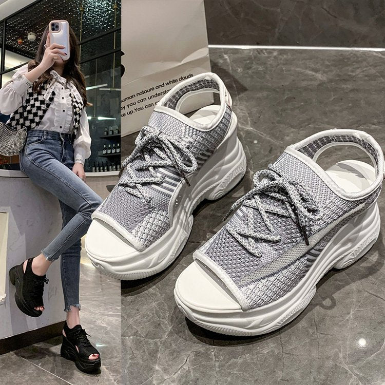 Anmutige Orthopädische Sandalen für modernen Look