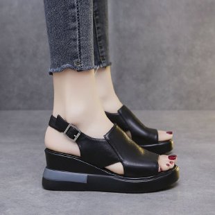 Schicke Orthopädische Sandalen mit einzigartigem Design