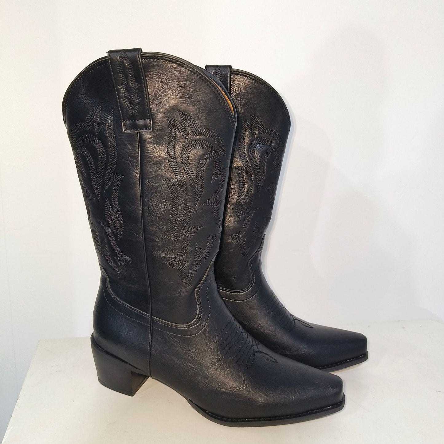 Klassische Orthopädische Stiefel mit zeitlosem Stil