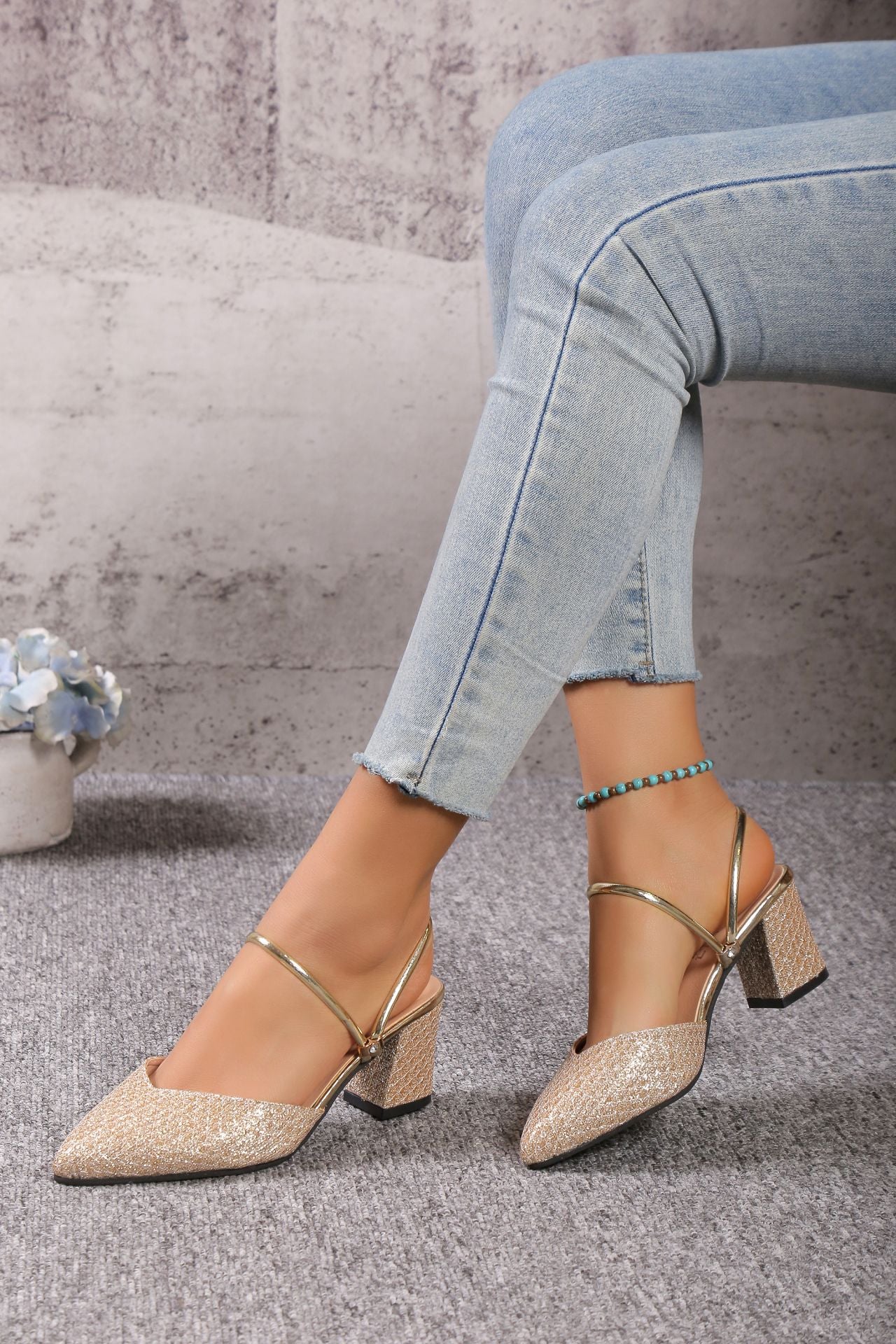 Klassische Orthopädische Absatzschuhe mit zeitlosem Stil