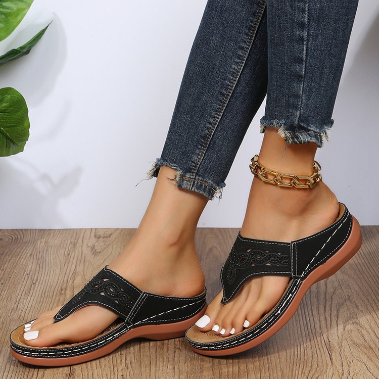 Anmutige Orthopädische Sandalen für modernen Look