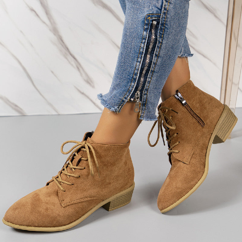 Schicke Orthopädische Stiefel mit einzigartigem Design