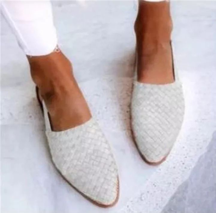 Anmutige Orthopädische Sandalen für modernen Look