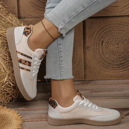 Klassische Orthopädische Sneakers mit zeitlosem Stil
