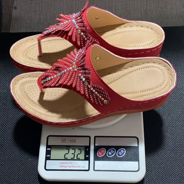 Anmutige Orthopädische Sandalen für modernen Look