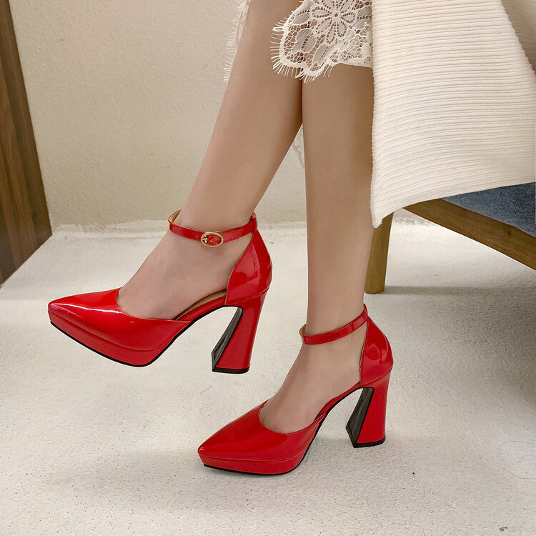 Klassische Orthopädische Schuhe mit zeitlosem Stil