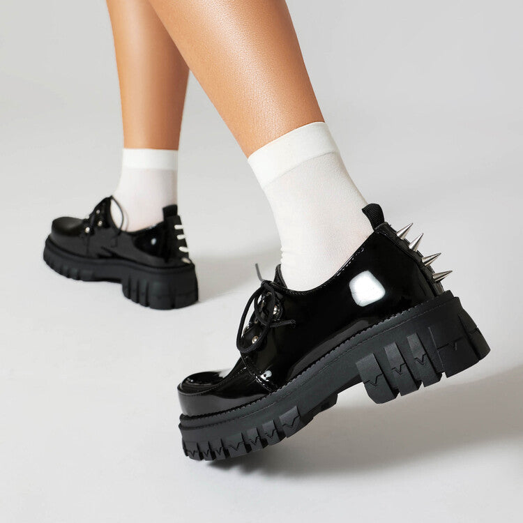 Schicke Orthopädische Schuhe mit einzigartigem Design