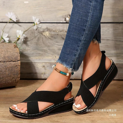 Anmutige Orthopädische Sandalen für modernen Look