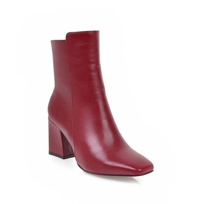 Klassische orthopädische Stiefel im zeitlosen Stil